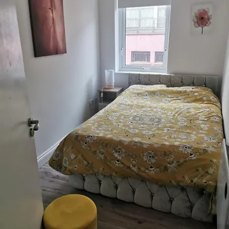 Amazing 3bedroom City Centre Limerick Junction